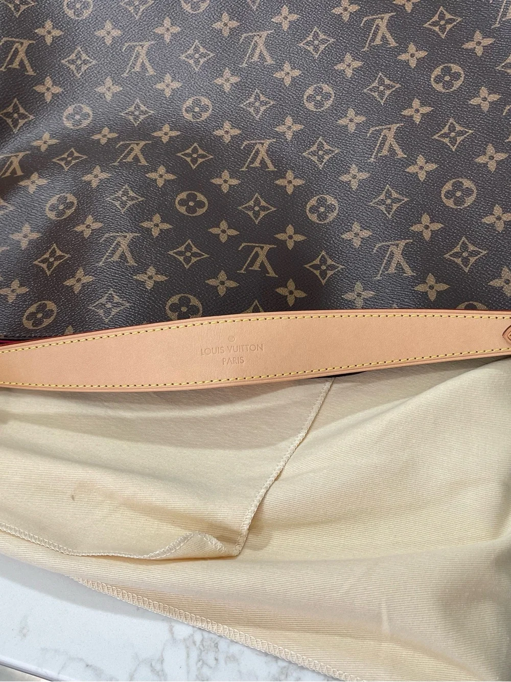 Louis Vuitton Graceful MM